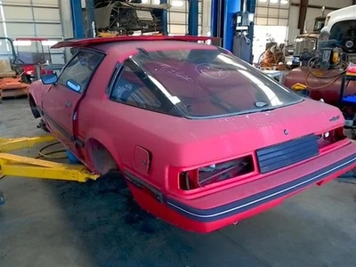 司机左灯适用于 79-85 马自达 RX7 原始设备制造商 — 第 1/4 张图片