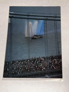 Runners in New York City Marathon - With Fireboats H214 - Picture 1 of 4
