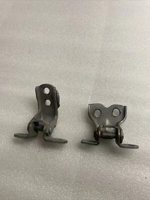 2005 Toyota Corolla CE Front Left Upper Lower Door Hinges OEM 2005-2008 - Image 1 of 4