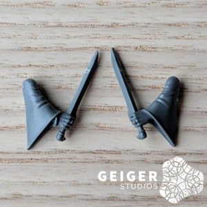 Warhammer 40K Imperial Agents Bits | Inquisitorial Enlightener Paired Knives Set - Bild 1 von 1
