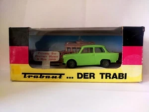 VITESSE V06400 Trabant 601 Lime Green DER TRABI : FALL OF THE BERLIN WALL 1:43 - Picture 1 of 8