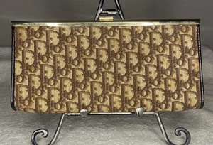 Pochette vintage Christian Dior Trotter Monogram marrone (11" x 5,5") - Foto 1 di 7