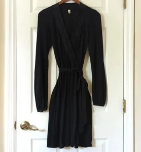 298 $ Joie schwarz Bambus Jersey Wickelkleid LBD Satinbesatz Ausschnitt ARBEIT/SPIEL XS S - Bild 1 von 20