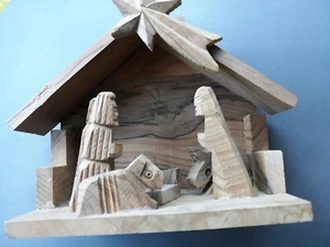 Nativity Scene Vintage Olive Wood Hand carved 6x4 - Picture 1 of 6
