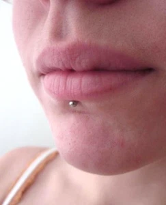 14g SHORTEST 6mm with SMALLEST 3mm Ball Surgical Steel Labret. - Picture 1 of 1
