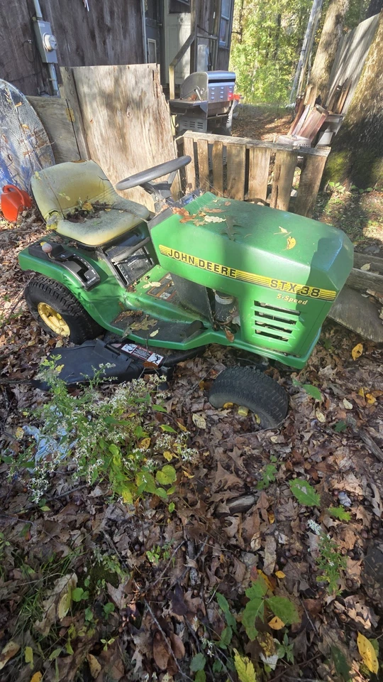 John Deere STX38 Ride-On Mower – Rough / Needs Work (No Key) – AS-IS - Image 1 of 4