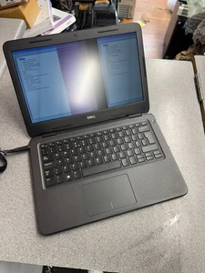 Laptop Dell Latitude 3300 Core i3 7th Gen @ 2.30GHz 4GB Missing SSD Damaged LCD - Picture 1 of 5