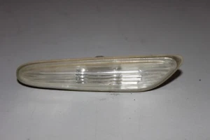 OEM 2004-2010 BMW 5 Series E60 530i 535i 545i RH Fender Side Marker Light Lens - Picture 1 of 5