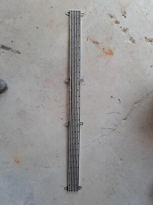 1966 福特 GALAXIE 500 XL 7 LITRE LTD 前格栅插入原始设备制造商 — 第 1/4 张图片