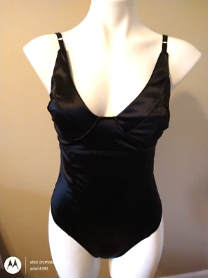 Traje corporal con aros negro brillante hasta el muslo para mujer sin marca talla M Foto 1 de 4