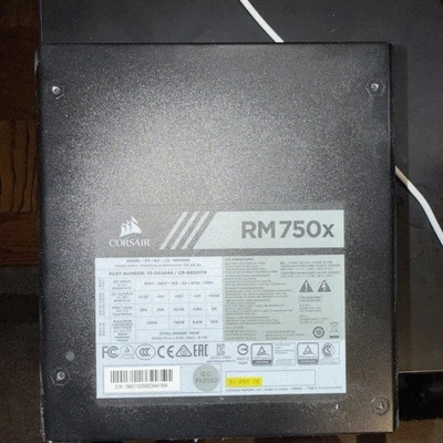 Corsair RM750X 750W RPS0016 Netzteil - Bild 1 von 4