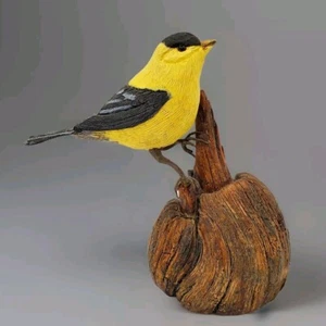 Hand Carved Wood Finch Bird Stump Folk Art - Picture 1 of 10