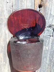DUNKLER BERNSTEINGLAS APOTHEKARISCHER FLASCHENSTOPPER, OVAL TOP, RUNDER BODENGLASHALS - Bild 1 von 8