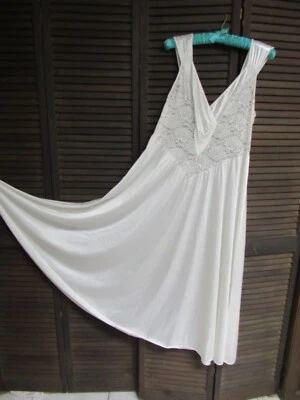 Vintage Olga Full Sweep Nightgown Ivory/ White Style 92050 Size Large- lace trim - Image 1 of 4