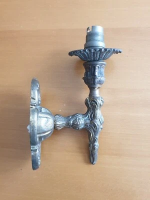 Chandelier mural ancien bronze un bras électrifié - Photo 1/4