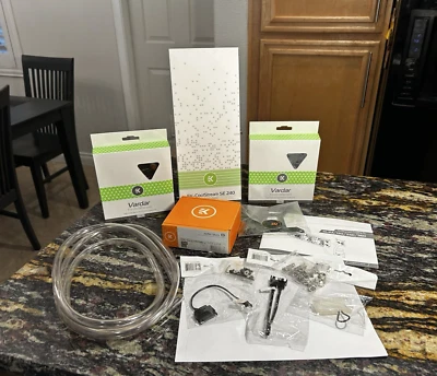 Lot - EK Waterblocks PC Water-cooling Starter Kit - May Not Be Complete - Image 1 of 4