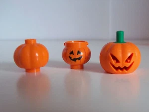 LEGO Jack O' Lantern head 20695pb01, plus pumpkin accessorys 98374pb02 & 51270 - Picture 1 of 2