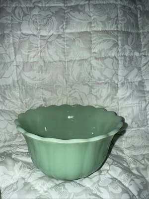 Cuencos de vidrio de leche de jade belleza atemporal Pioneer Woman 5,3 pulgadas diseño retro Foto 1 de 3