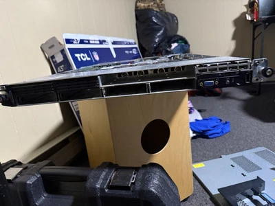 Servidor  Foto 1 de 3