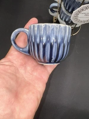 Juego de 4 tazas de café espresso apilables de gres esmalte por goteo azul con estante NUEVO Foto 1 de 4