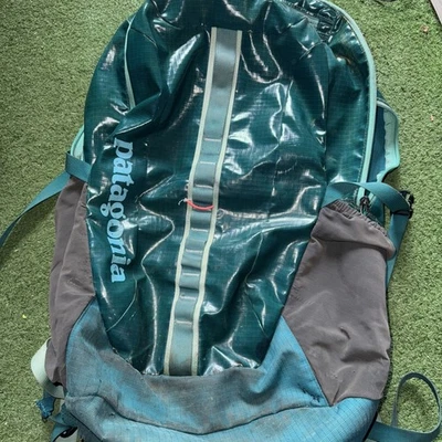 Patagonia Black Hole Pack Green Teal Rare Model Backpack - Image 1 of 4