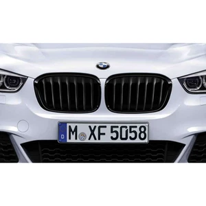 ORIGINAL BMW M Performance Frontziergitter links + rechts Hochglanzschwarz X1 - Picture 1 of 3