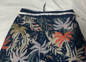 Old Navy NWT Boys XL (14/16) Board Shorts Swim Tropical Palm Trunks - Picture 1 of 5