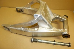 Suzuki GSXR GSXR750 750 K1 K2 BASCULANTE CARROCERÍA MARCO SUSPENSIÓN - Imagen 1 de 10