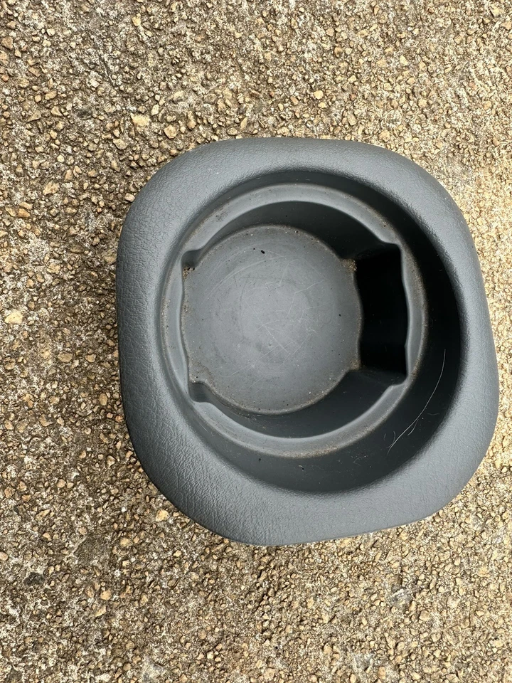 99 Nissan Quest 84956-7B000 Gray Rear Right Cup Holder ~B83 Foto 1 de 3