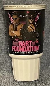 Limited Edition Bojangles WWE Hart Foundation Collector’s Cup - Bild 1 von 2