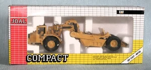 JOAL 219 1:70 SCALE CAT 631D TRACTOR SCRAPER BOXED - Picture 1 of 13