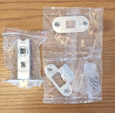 National Hickman door standard latch 63mm body + chrome face plate & screws New - Image 1 of 3