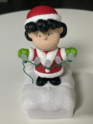 2015 Hallmark Lucy Peanuts Gang Christmas Light Show Wireless Music Band - Image 1 of 4
