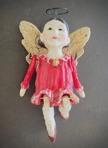 Antiguo adorno de muñeca ángel sentado - piernas articuladas, vestido rojo, halo - victoriano - Imagen 1 de 14