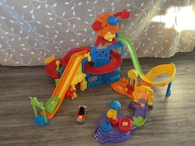 VTech Tut Tut Baby Flitzer Vergnügungspark Komplett-Set 7259565 + Go Kart - Bild 1 von 4