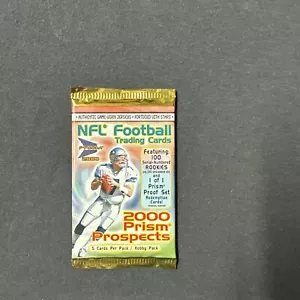 * 2000 Pacific Prism Prospects NFL Football Trading Cards sigillato pacchetto hobby!!! - Foto 1 di 2