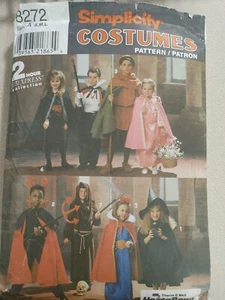Einfachheitsmuster 8272 Kinder Halloween Kostüme Sensensenmann Umhang Hexe Dracula - Bild 1 von 2