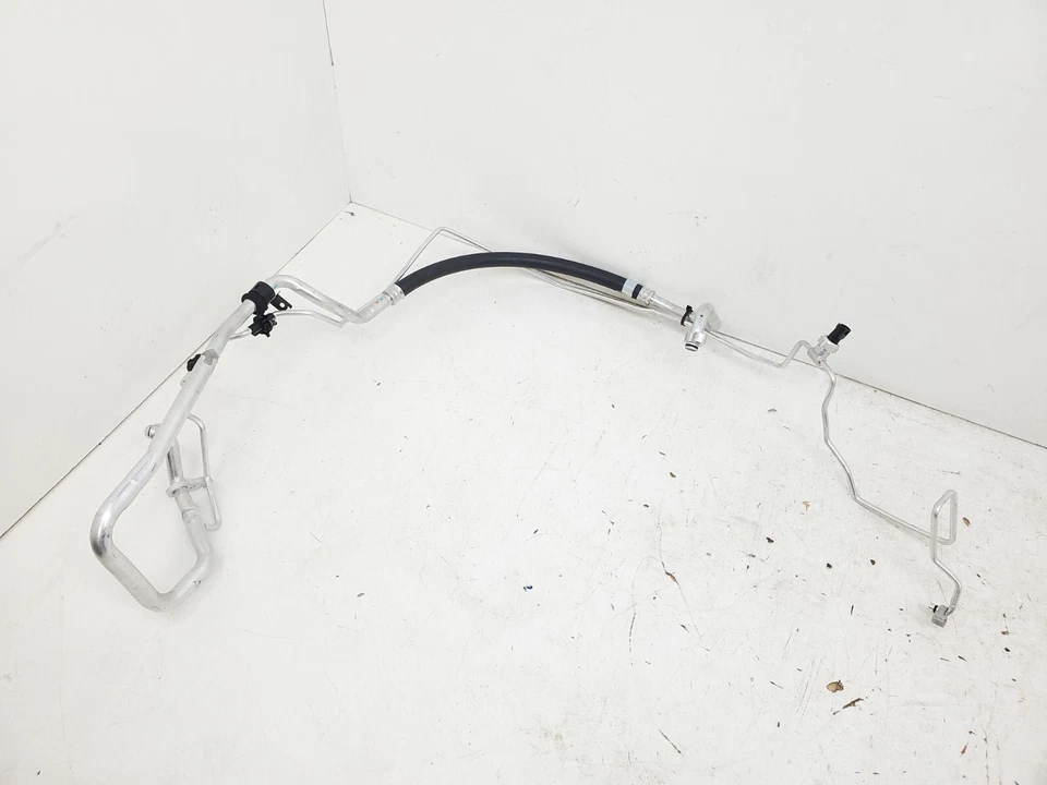 Mangueira de ar condicionado 2015-2019 LEXUS RC350 3.5L AWD A/C AC B 4990007880 FABRICANTE DE EQUIPAMENTO ORIGINAL  - Imagem 1 de 4