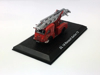 Atlas 1:72 DL 18 Renault Galion T2 Fire Engine Diecast Metal Model - Image 1 of 4