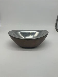 Modernistische massive Aluminiumguss Schale 2-farbig Ton Herzstück IHI Indien - Bild 1 von 7