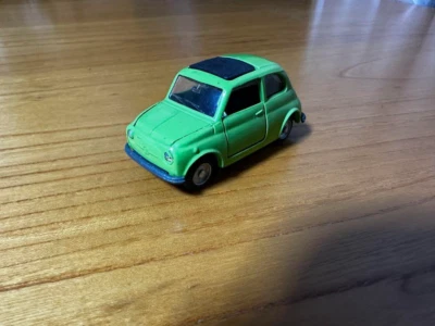 Modelo de coche vintage fundido a presión Mebetoys A-36 Fiat Nuova 500 1/43 hecho en Italia Foto 1 de 3