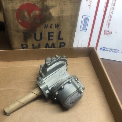Oldsmobile 1957-58 V8 AC GM bomba de combustible en caja nos 4540 Foto 1 de 4