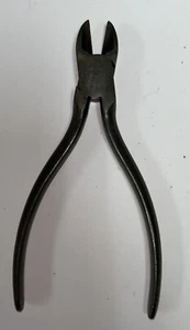 Herramienta de alicates de corte lateral diagonal vintage Utica Tools #41-6 EE. UU. - Imagen 1 de 5