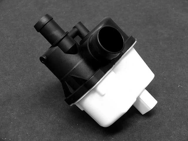 Bosch 77ZK76V Leak Detection Pump Fits 2005-2011 Volvo V50 - Image 1 of 1