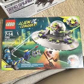 LEGO Alien Conquest UFO Abduction 7052 Space Complete Set 211 Pieces