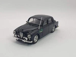 Alfa Romeo 1900 Squadra Volante Polizia Brumm 1/43 - Foto 1 di 4