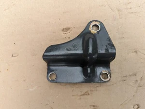 OMC V8 Ford - 913456 Halter Halterung Pumpe - Bild 1 von 1