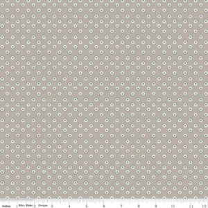 Fat Quarter Riley Blake "Bee Dots" Fawn Pewter Gray Lori Holt Quilt Cotton - Picture 1 of 1