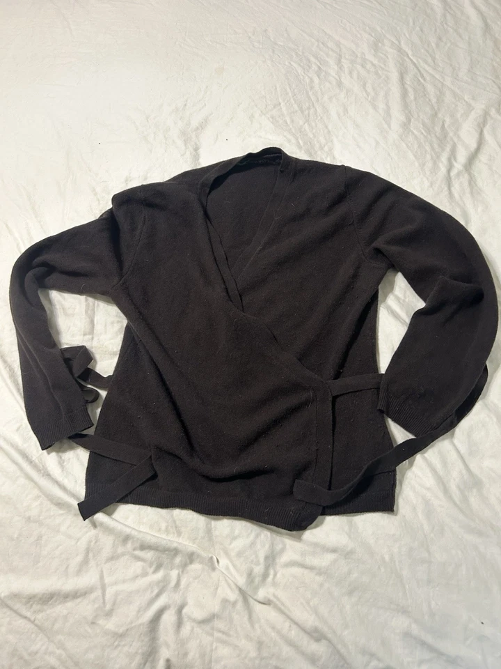 Suéter Benetton Hecho en Italia 100% Lana Envolvente Para Mujer Talla L - Envío Gratis Foto 1 de 4