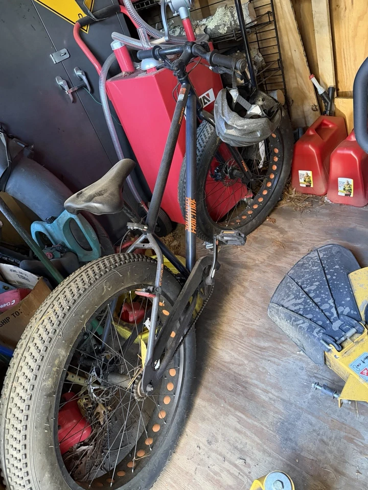 Bicicleta Triax Fracture Fat Tire Foto 1 de 1